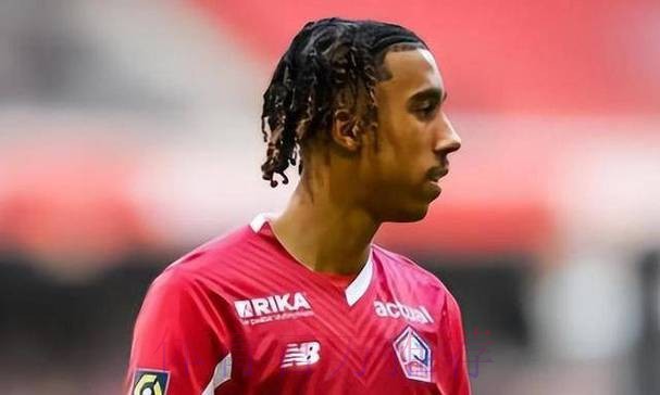 皇马有意里尔18岁中卫约罗 已联系经纪人门德斯 皇马有意里尔18岁中卫约罗 已联系经纪人门德斯